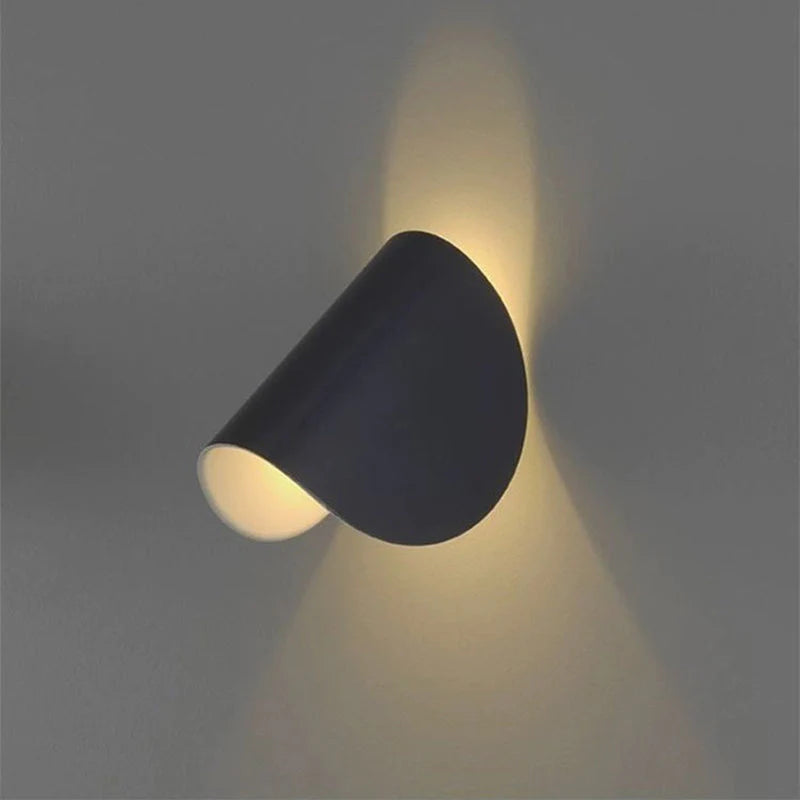 Moderne Farbige LED-Wandleuchte im Stilvollen Design