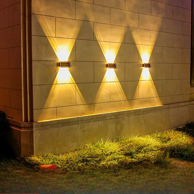 Solar LED Außenwandleuchte mit Up & Down Effekt – Moderne Wandbeleuchtung für Garten und Terrasse