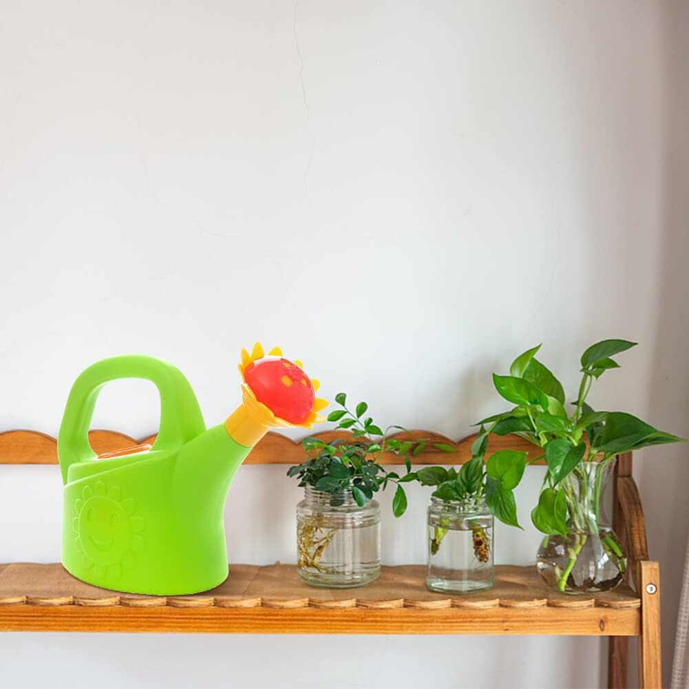 Kinder Gießkanne mit Blumenmund – Bunte Plastik-Gießkanne für kleine Gärtner