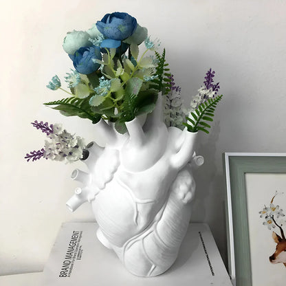 Griechisch inspirierte Herzvase