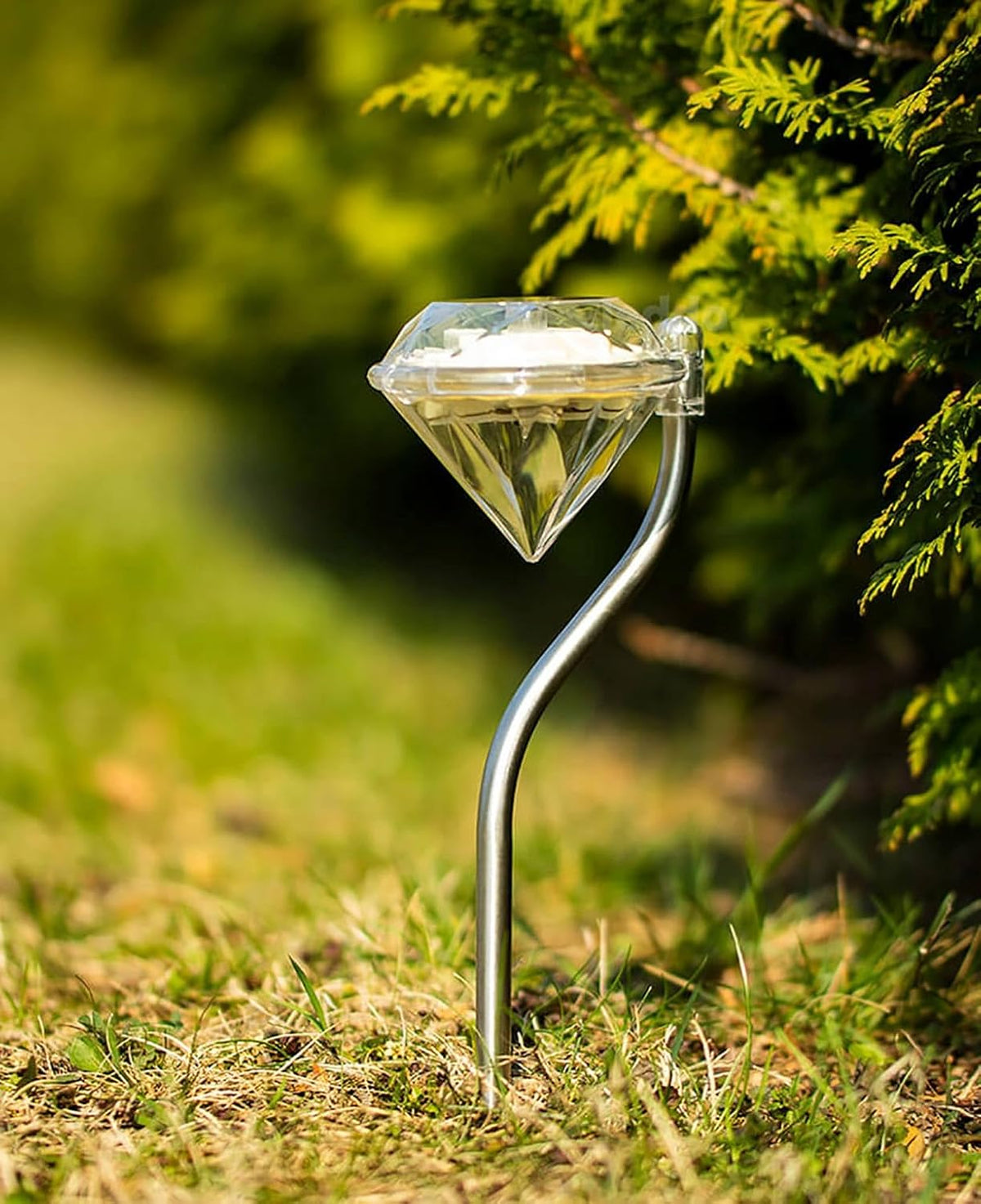 Solar Gartenleuchte in Diamantform – LED Lampen für den Außenbereich zur Dekoration und Beleuchtung