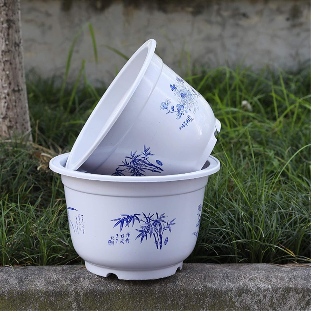 Blumentopf aus Kunststoff mit Bambusmotiv – Eleganter Pflanztopf für Balkon und Garten