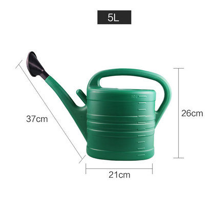 Gießkanne mit großem Fassungsvermögen und langem Auslauf für präzises Gießen und Pflanzenpflege