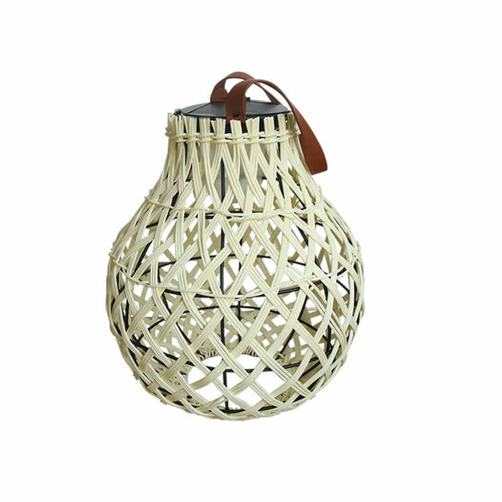 Solar LED Rattan-Laterne – Große Außenbeleuchtung im Oval-Design für Garten und Terrasse