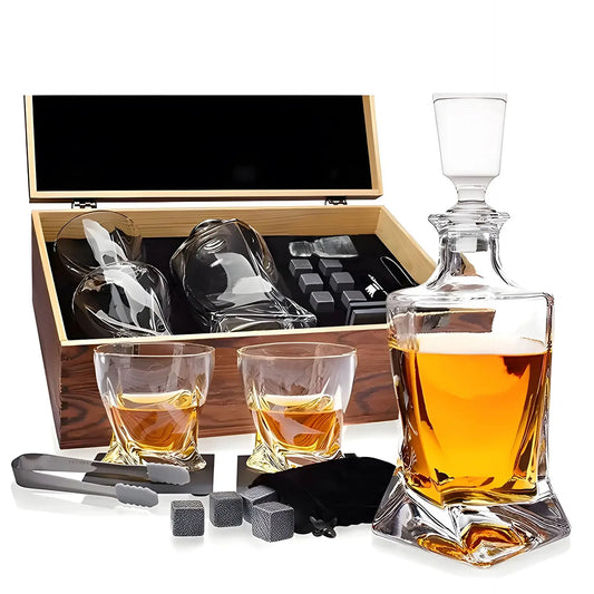 Exklusives Kristall-Whiskey-Set mit Karaffe und Bechern