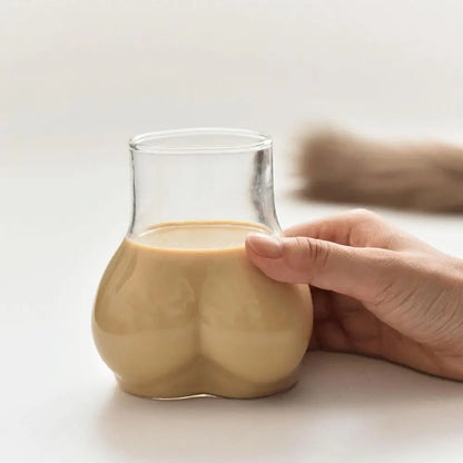 Elegenates Glas Mit Weiblichen Rundungen