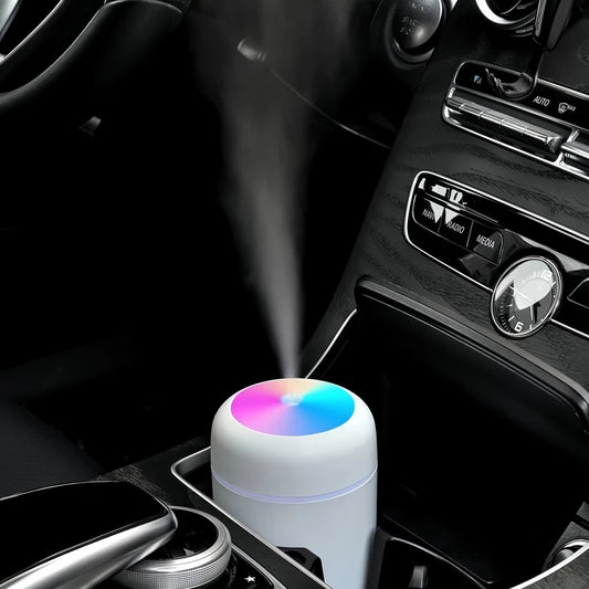 Kompakter Luftbefeuchter Mit Aromatherapie USB-Betrieben Für Auto Und Schlafzimmer