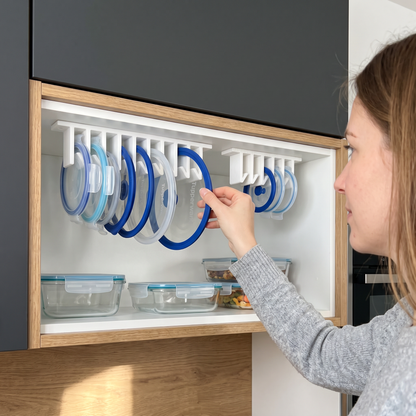 Platzsparender Organizer-Ständer für Tupperware-Deckel
